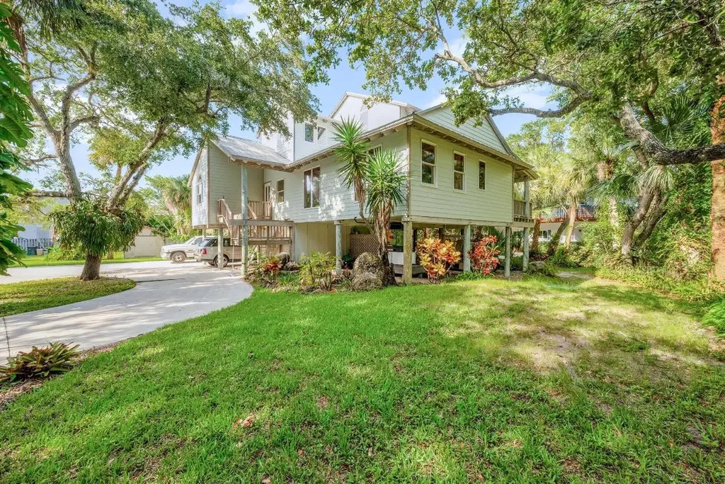 2511 Lightlewood Lane Fort Pierce FL 34946