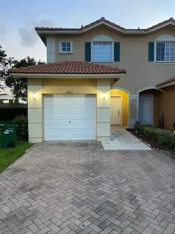 5628 Monte Carlo Lane Margate FL 33068