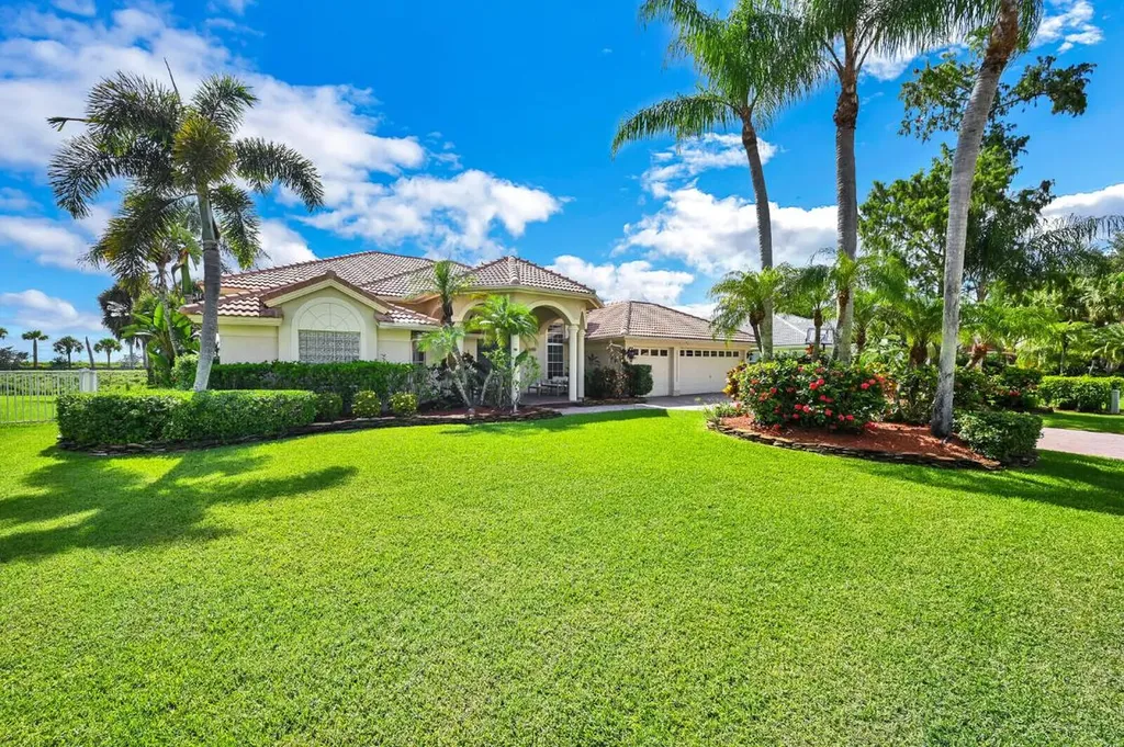 702 Cypress Green Circle Wellington FL 33414
