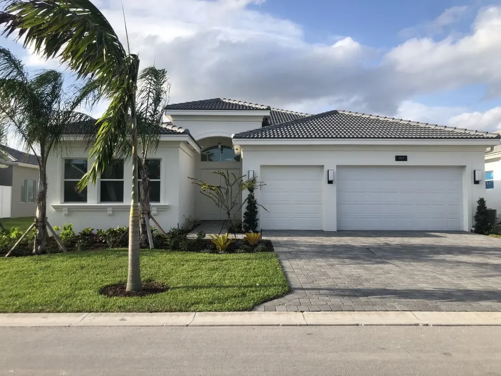 9939 Great Barrier Trail Boynton Beach FL 33473