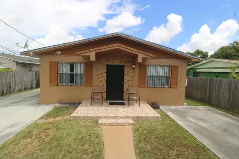 1185 NW 51st Street Miami FL 33127