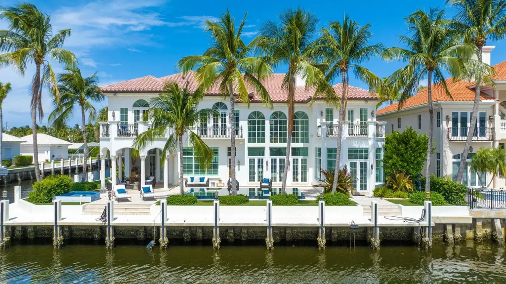 1003 Rhodes Villa Avenue Delray Beach FL 33483