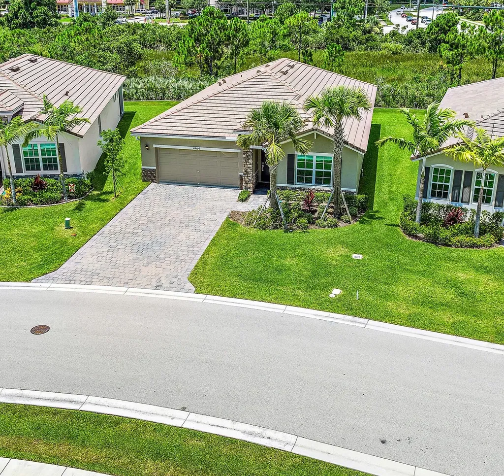 4464 NW King Court Jensen Beach FL 34957