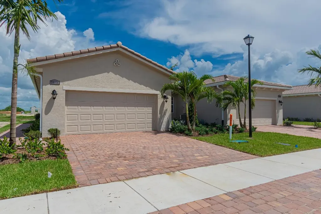 26114 SW Viterbo Way Port St Lucie FL 34986