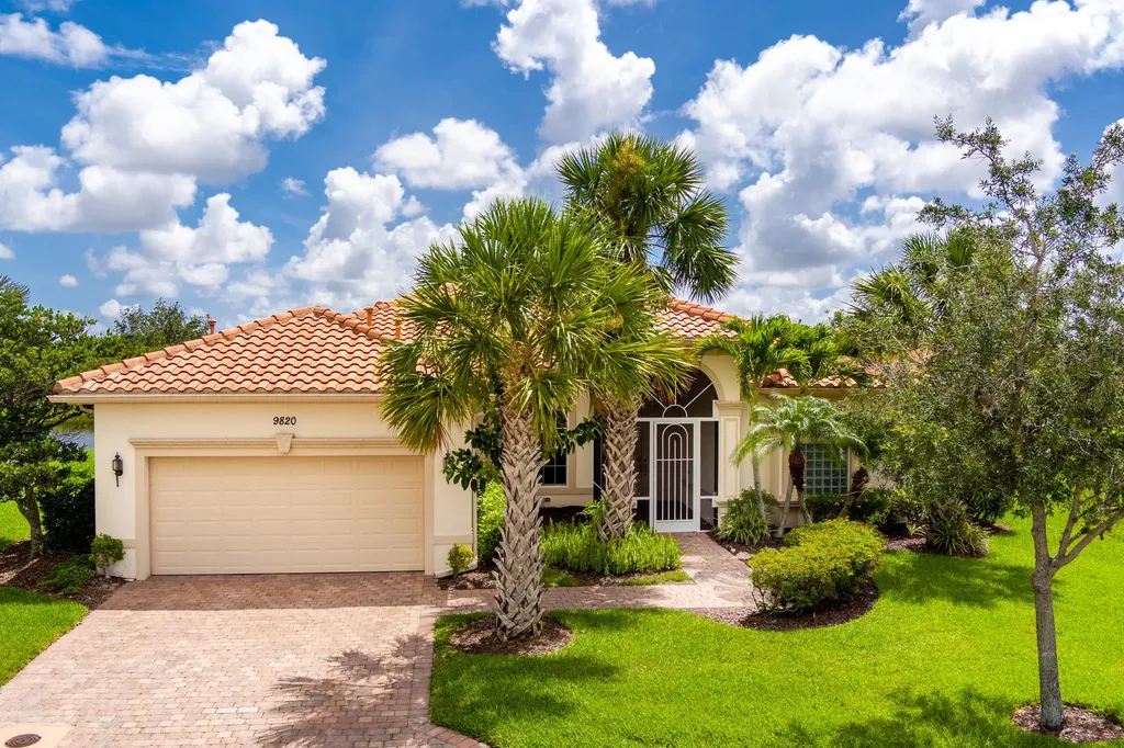 9820 SW Carrotwood Circle Port St Lucie FL 34987
