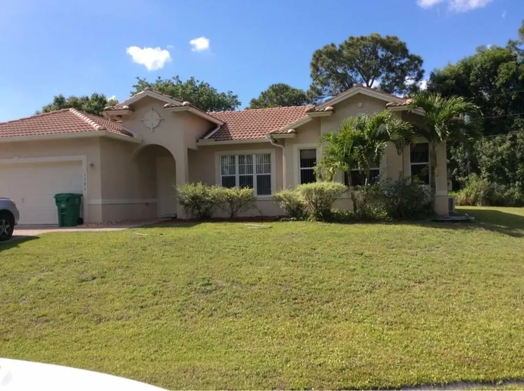 1792 SW Cannon Avenue Port St Lucie FL 34953