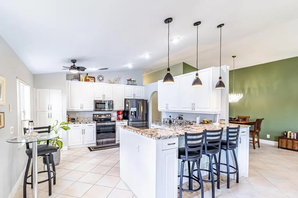 6725 Sun River Road Boynton Beach FL 33437