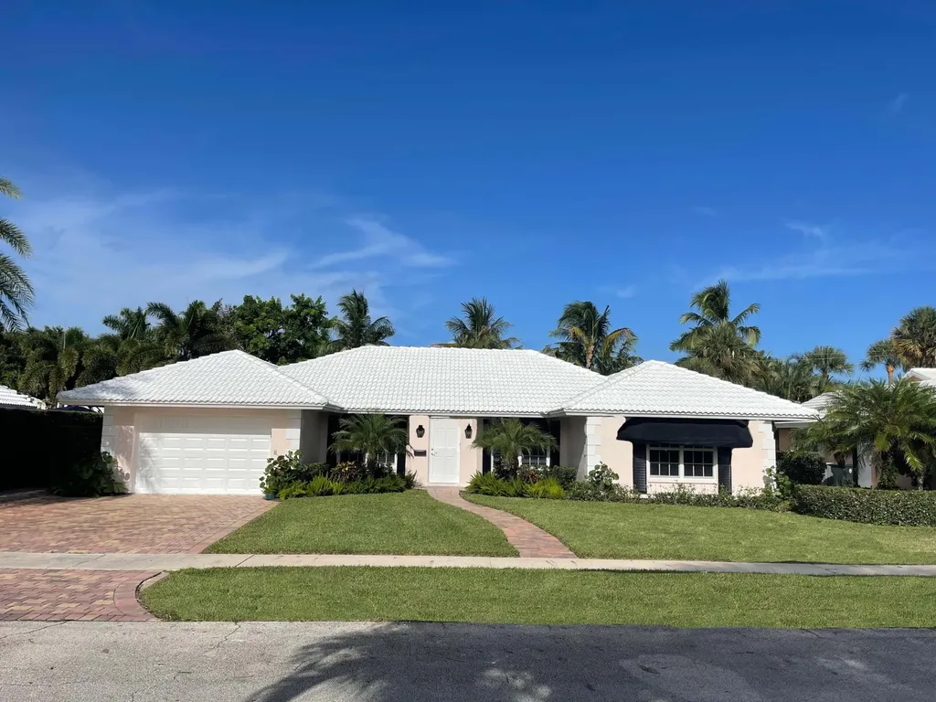 984 SW Pepperridge Terrace Boca Raton FL 33486