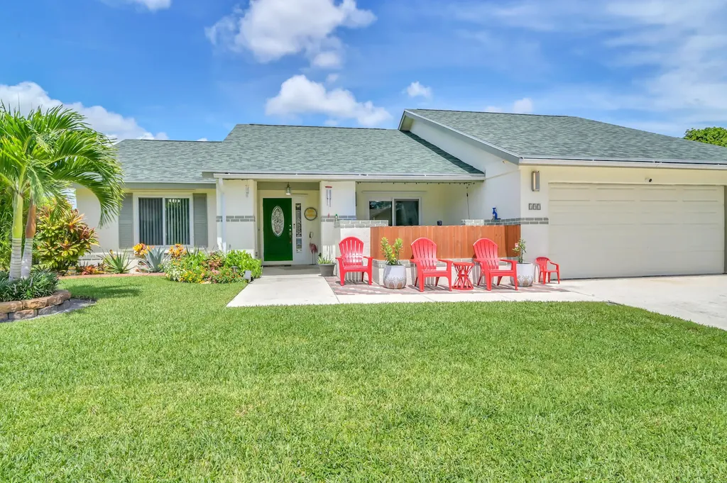 197 Parkwood Drive Royal Palm Beach FL 33411