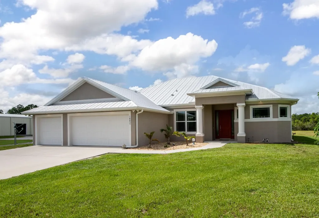 14855 93rd Street Fellsmere FL 32948