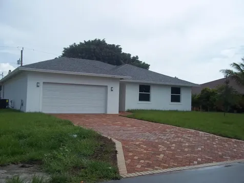 1574 SW Kosnar Avenue Port St Lucie FL 34953