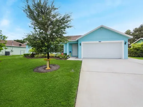 962 SW Provincetown Lane Port St Lucie FL 34953