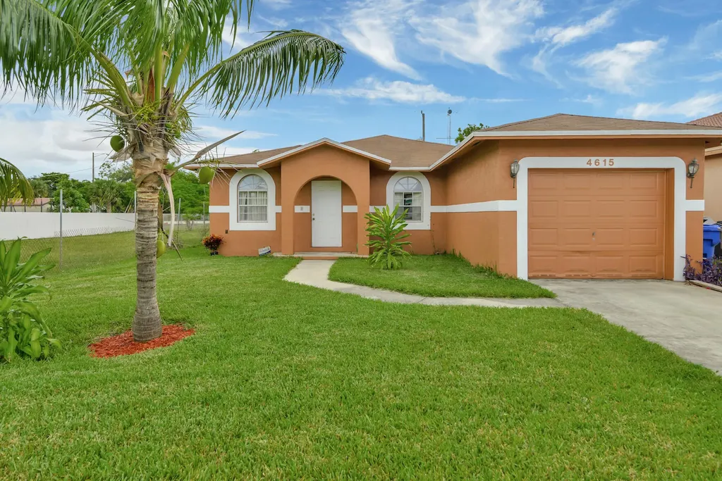 4615 SW 18th Street West Park FL 33023