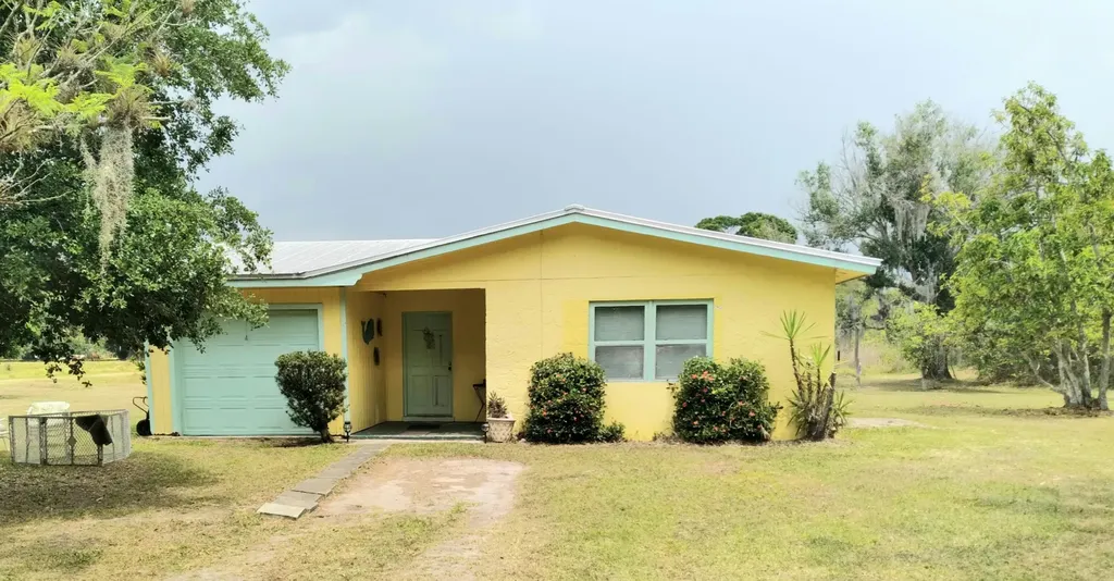 16190 Orange Avenue Fort Pierce FL 34945