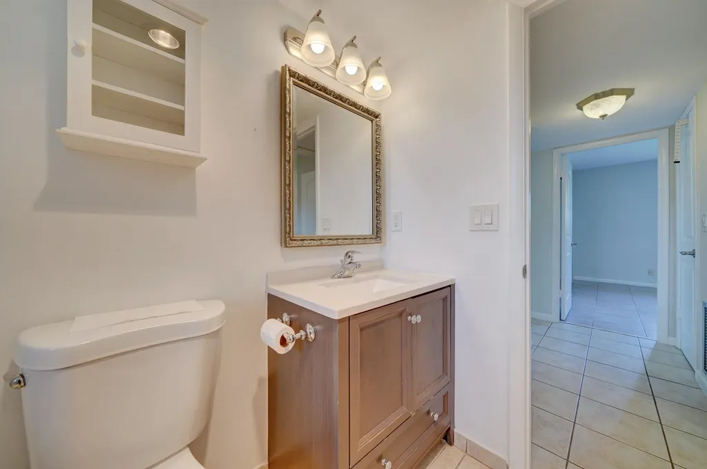 550 SE 2nd Avenue Deerfield Beach FL 33441