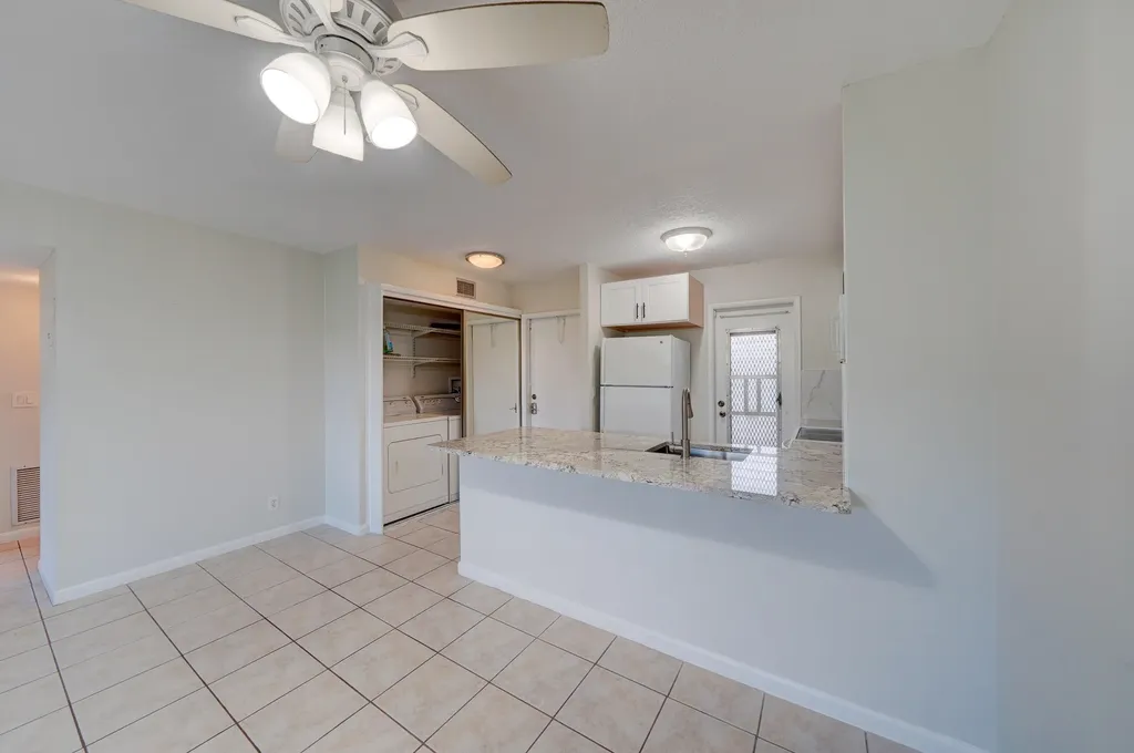 550 SE 2nd Avenue Deerfield Beach FL 33441