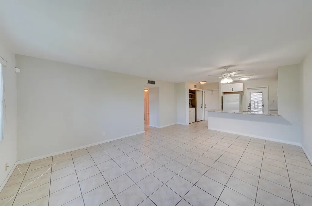 550 SE 2nd Avenue Deerfield Beach FL 33441