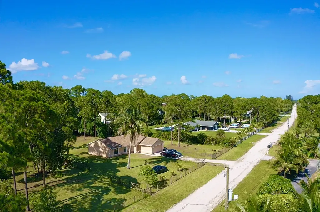 14157 73rd Street N Loxahatchee FL 33470