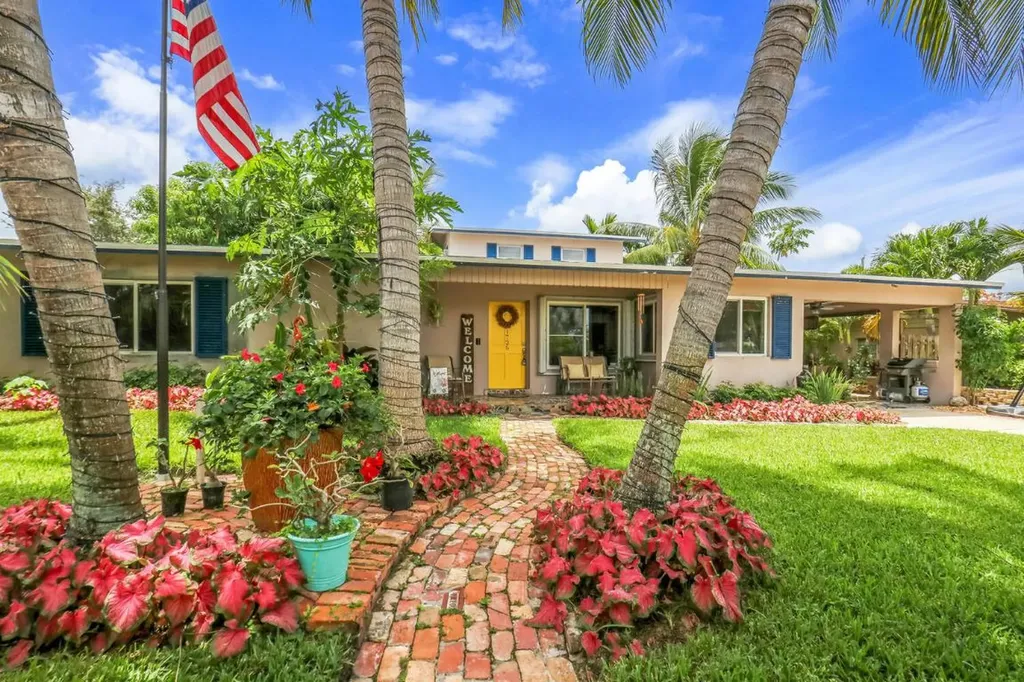 1725 Crestwood Boulevard Lake Worth Beach FL 33460