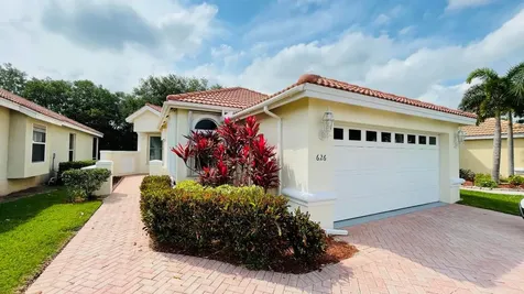 626 SW Treasure Cove Port St Lucie FL 34986