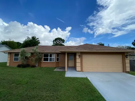407 SW Molloy Street Port St Lucie FL 34984