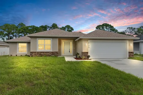 2133 SW Medlock Avenue Port St Lucie FL 34953