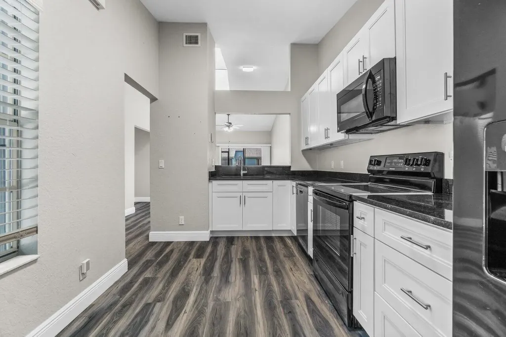 3843 Island Club Circle E Lake Worth FL 33462
