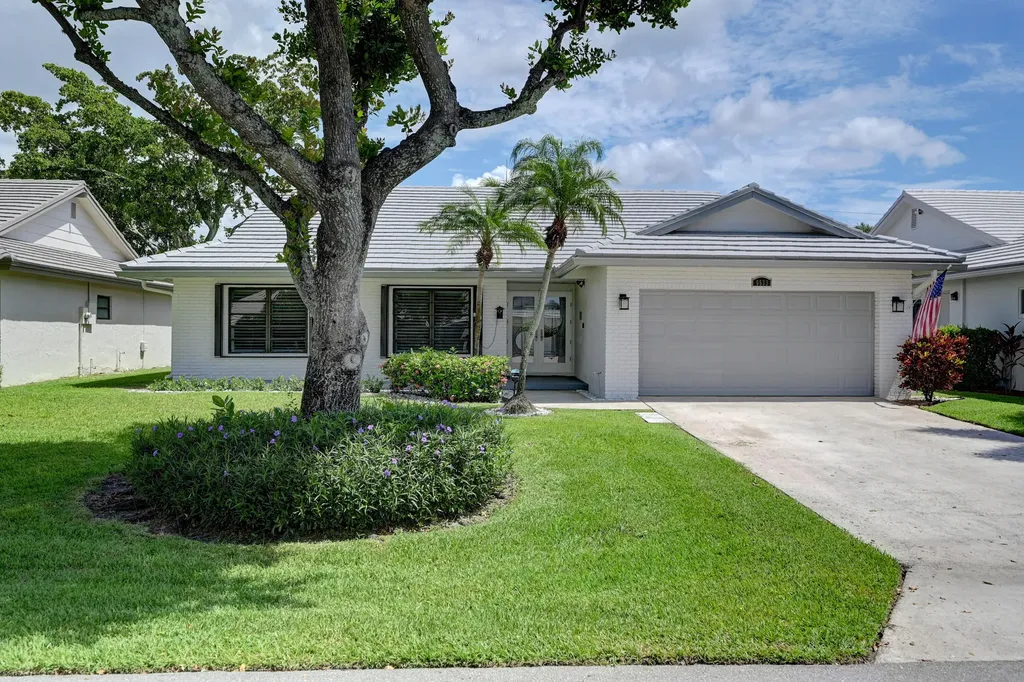 6533 Casabella Lane Boca Raton FL 33433
