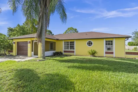 610 SW Dalton Circle Port St Lucie FL 34953