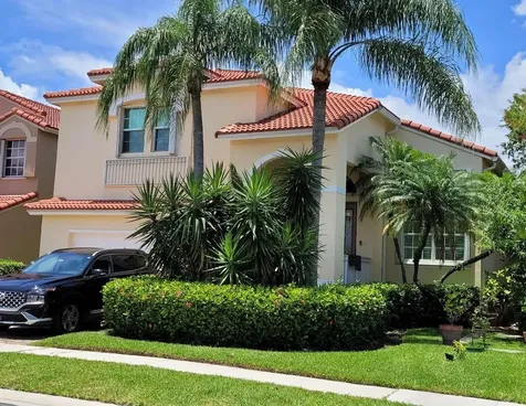 1672 SW 157th Avenue Pembroke Pines FL 33027