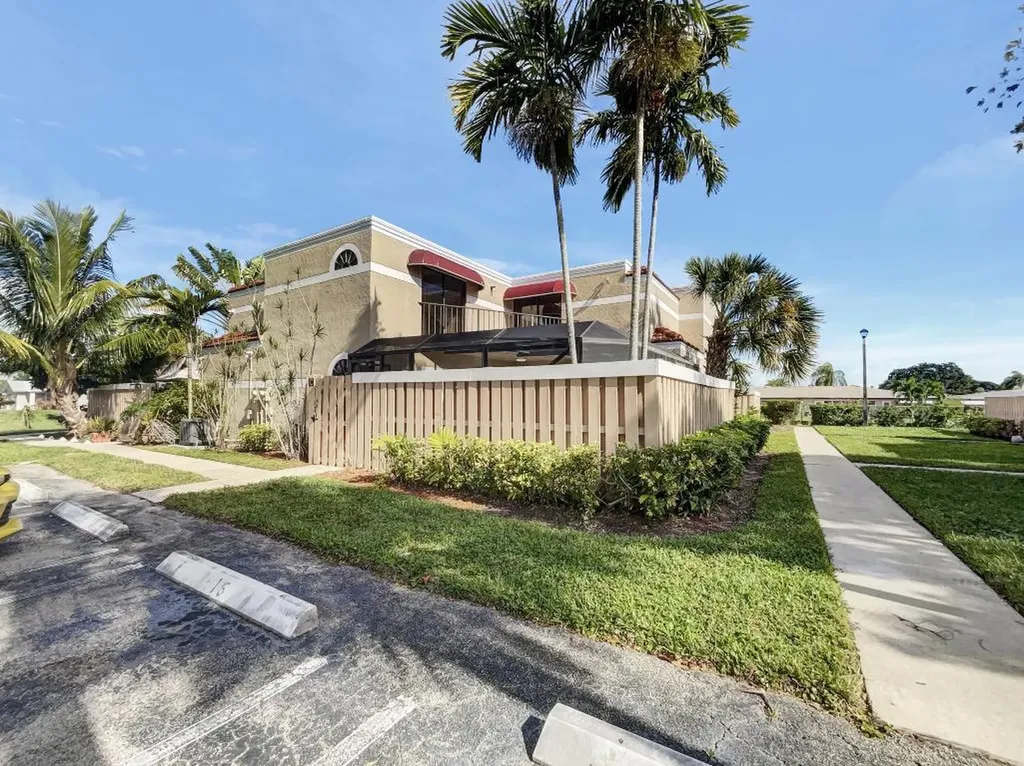 3640 Village Drive Delray Beach FL 33445