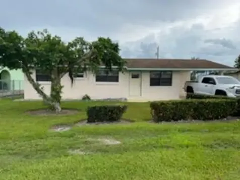 460 Jimmie Lou Court South Bay FL 33493