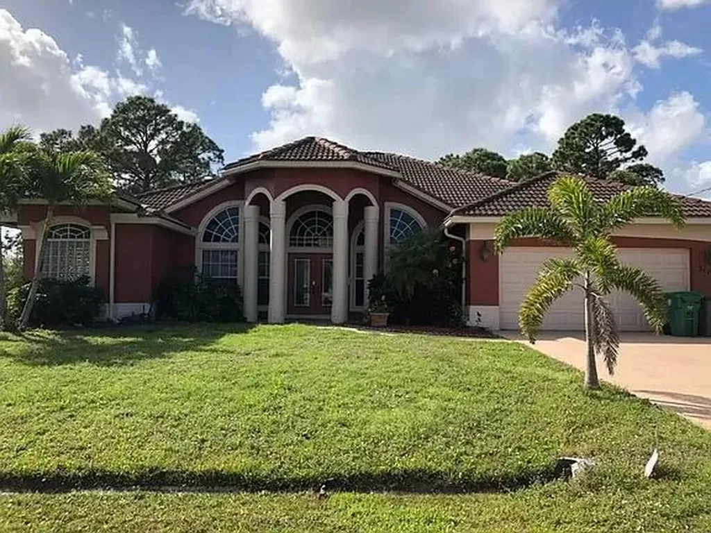 3174 SW Fambrough Street Port St Lucie FL 34953