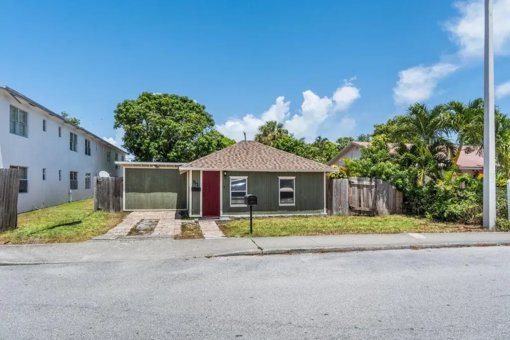 1112 S K Street Lake Worth Beach FL 33460