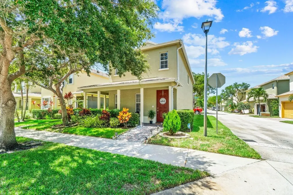 2167 SE Bell Isle Drive Port St Lucie FL 34952
