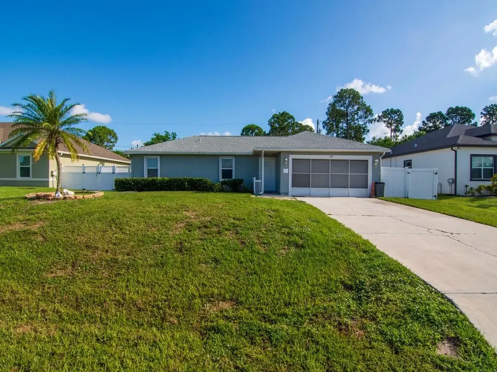 618 SW Bradshaw Circle Port St Lucie FL 34953