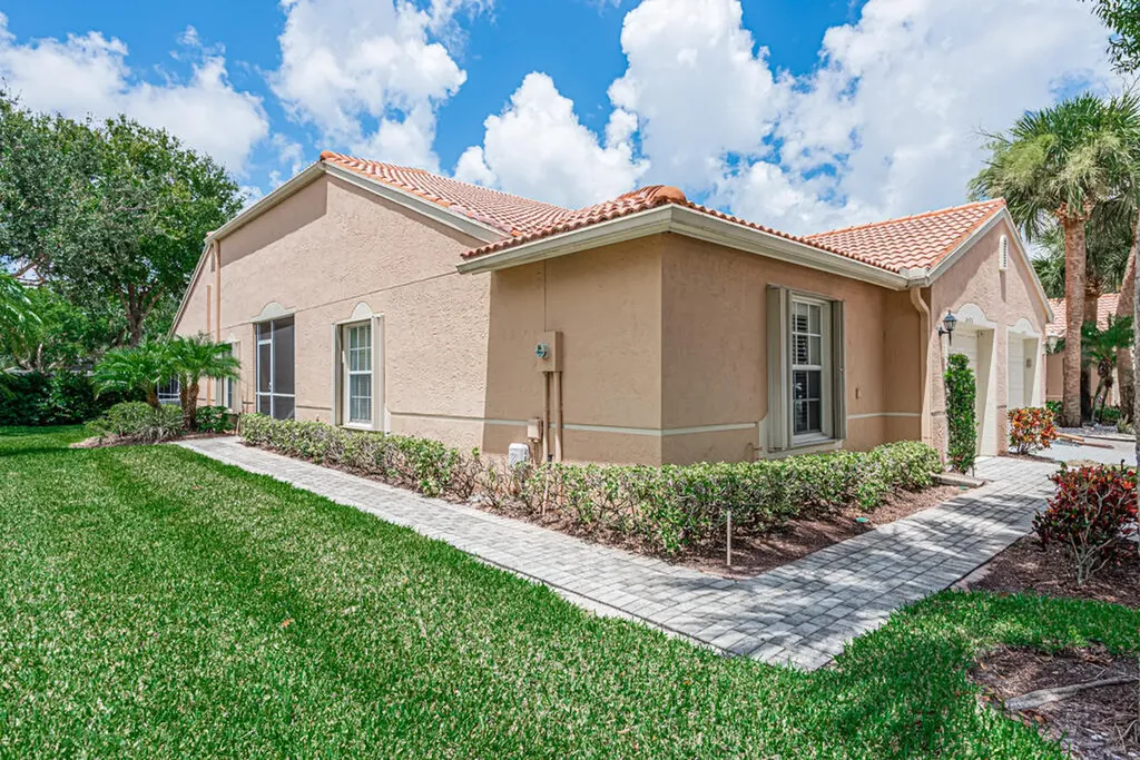 8488 Logia Circle Boynton Beach FL 33472