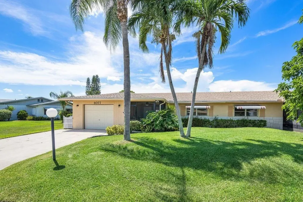 6077 Stanley Lane Delray Beach FL 33484