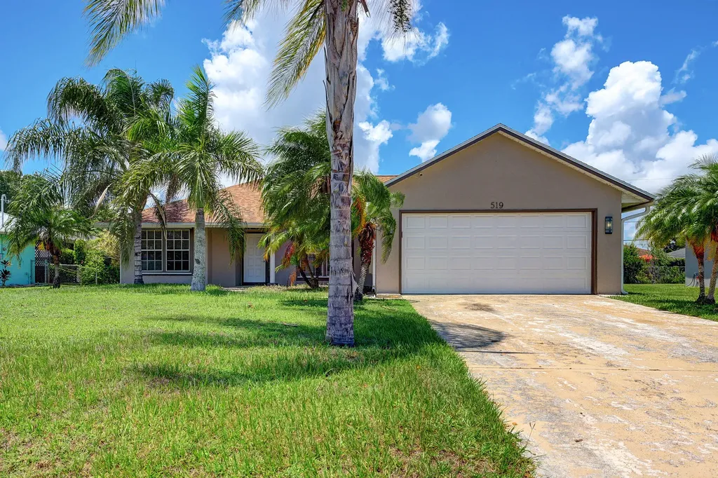 519 SW Bailey Terrace Port St Lucie FL 34953