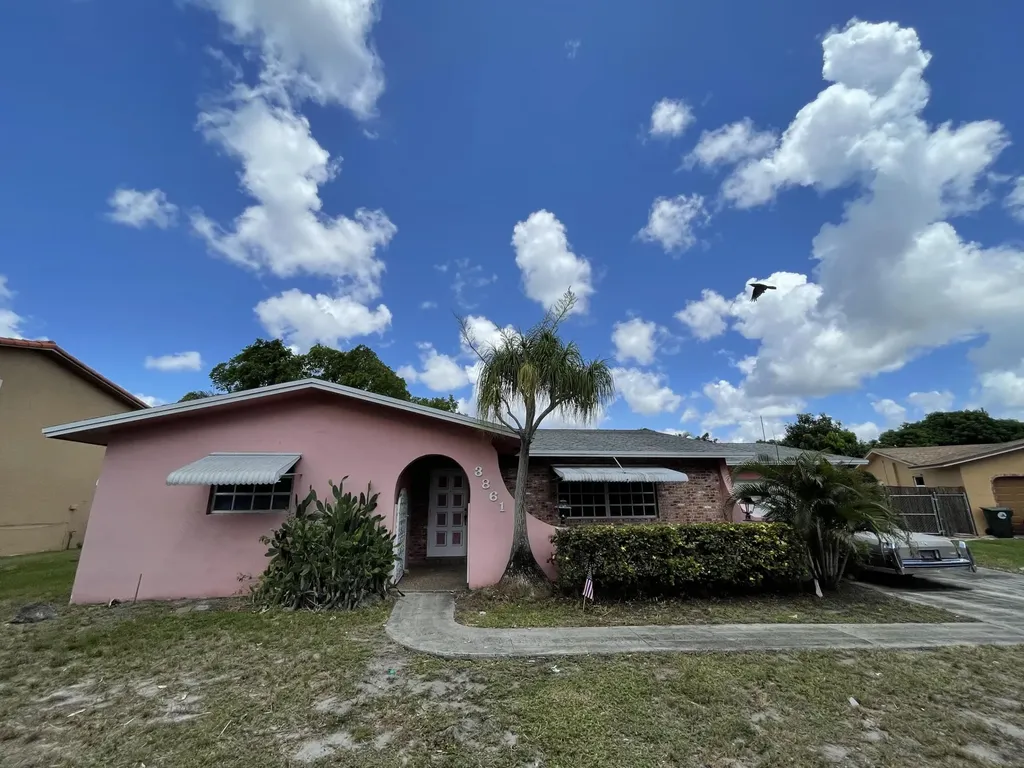 3861 NW 4th Court Coconut Creek FL 33066