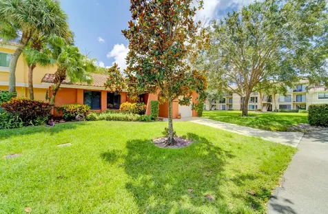 20998 Estada Lane Boca Raton FL 33433