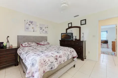 1055 34th Avenue SW Vero Beach FL 32968