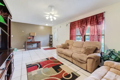 1055 34th Avenue SW Vero Beach FL 32968