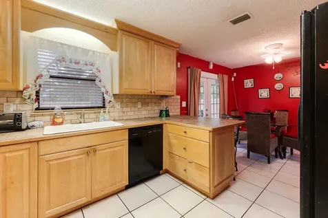 1055 34th Avenue SW Vero Beach FL 32968