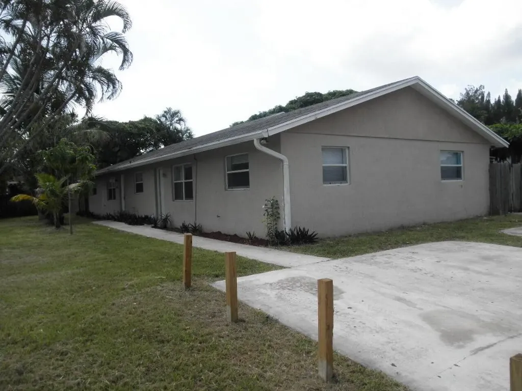 4762 Kirkwood Road Lake Worth FL 33461