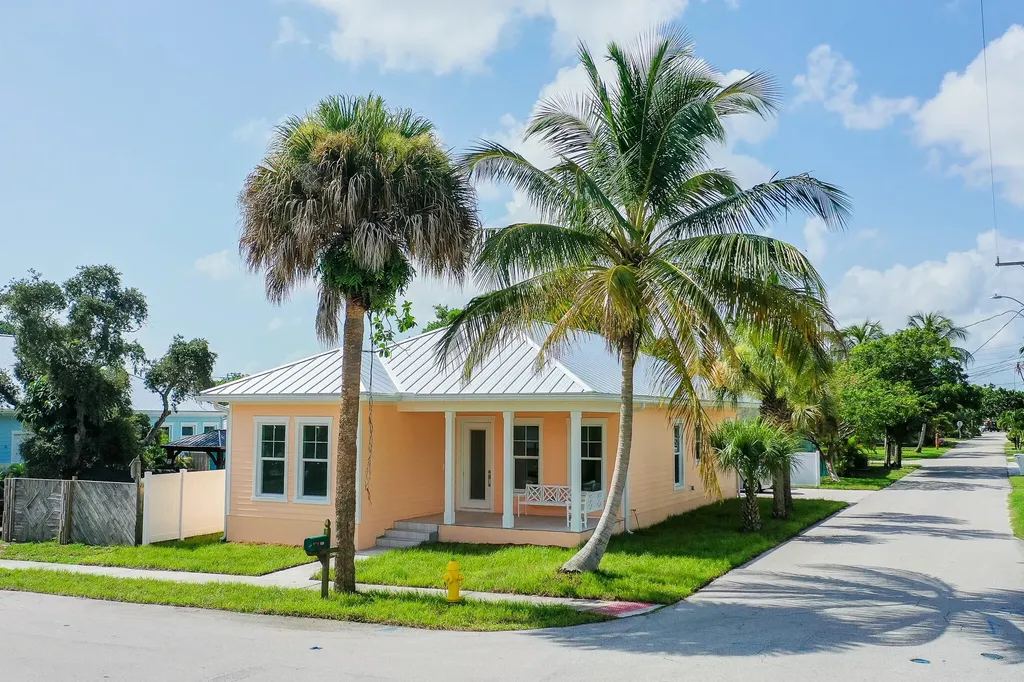 616 NE Bernard Street Jensen Beach FL 34957