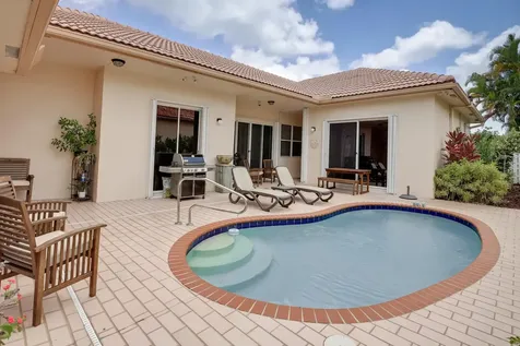 6403 Grand Cypress Circle Lake Worth FL 33463