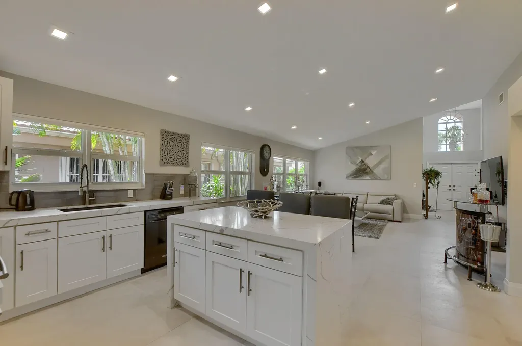 11103 Autoro Court Boca Raton FL 33498