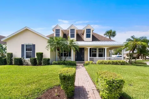 10452 SW Sarah Way Port St Lucie FL 34987