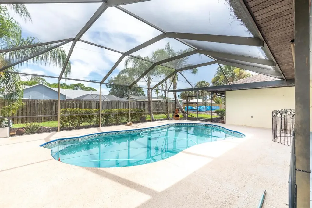 2429 SE Betty Road Port St Lucie FL 34952